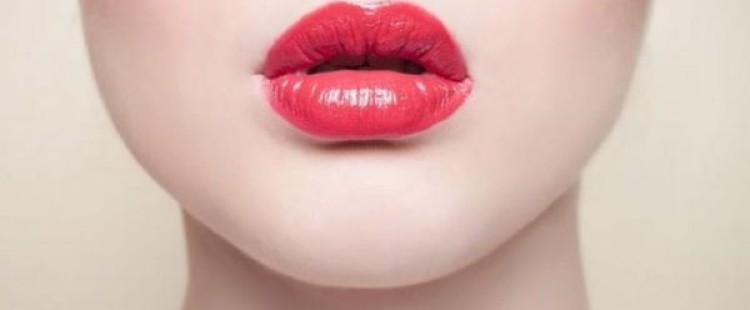 كيفية نفخ الشفايف بطرق طبيعية