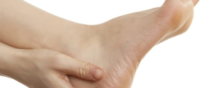 أسباب مسمار الكعب وطرق علاجه