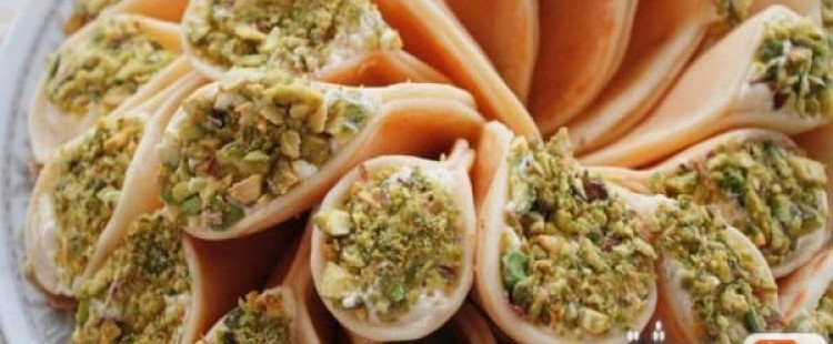 طريقة عمل القطايف بالقشطة