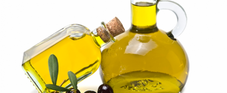 فوائد تناول زيت الزيتون على الريق