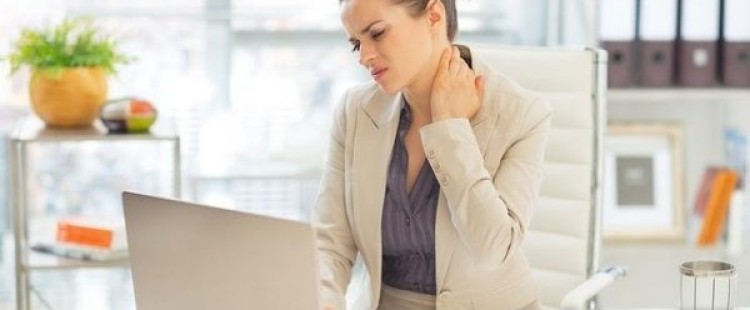 أعراض ديسك الرقبة وعلاجه