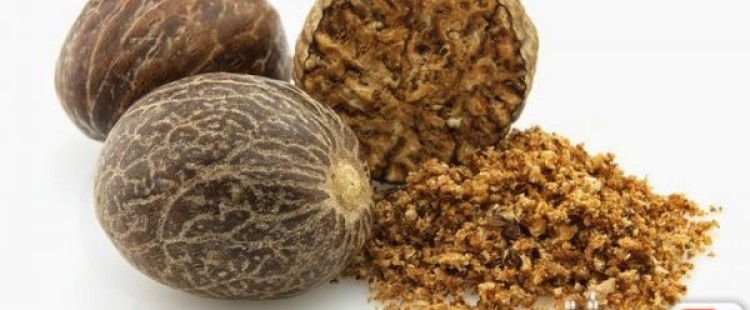 فوائد جوزة الطيب لصحة الشعر