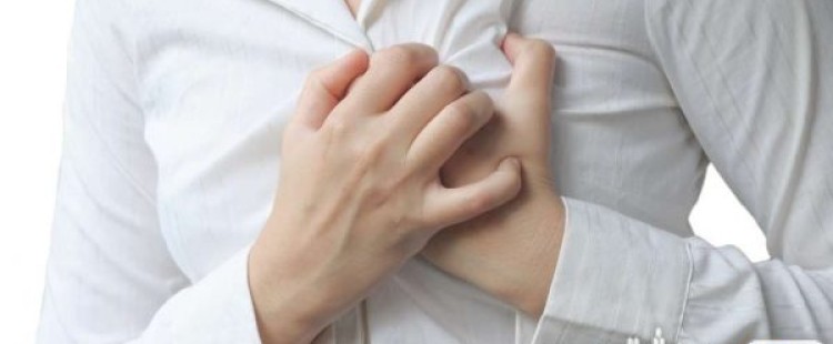 آلام الثدي: أعراض،أسباب،علاج