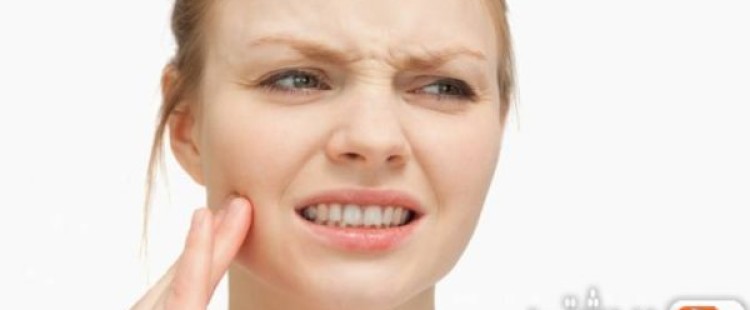 علاج ألم الأسنان بطرق طبيعية