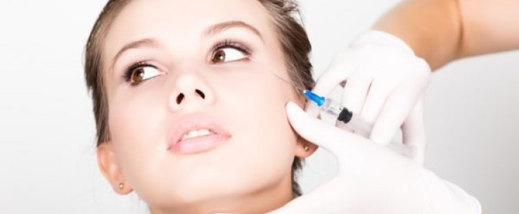 مخاطر حقن تفتيح البشرة