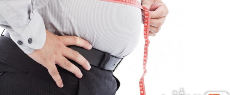 أسباب دهون البطن عند الرجال والنساء